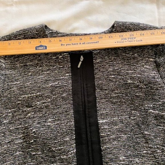 Gap Ladies Jacket size L Black Gray with White Lined Zipper closure 2 pockets - Picture 10 of 13